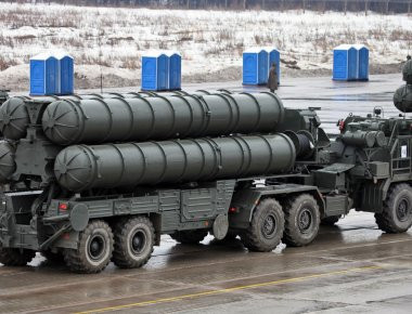 Τουρκία: Με δάνειο θα αγοραστούν οι πύραυλοι S-400 από τη Ρωσία